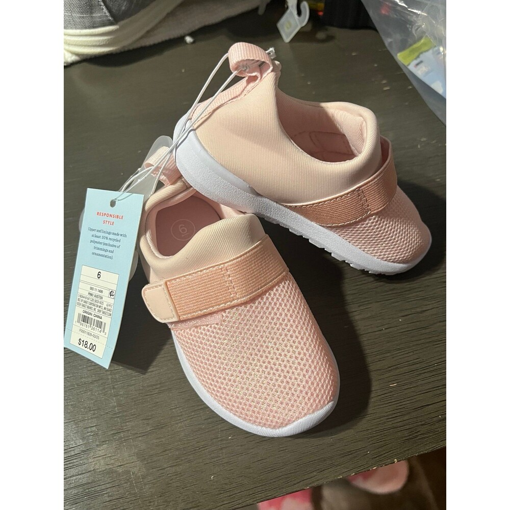 Girls baby slip on sneakers size 6
